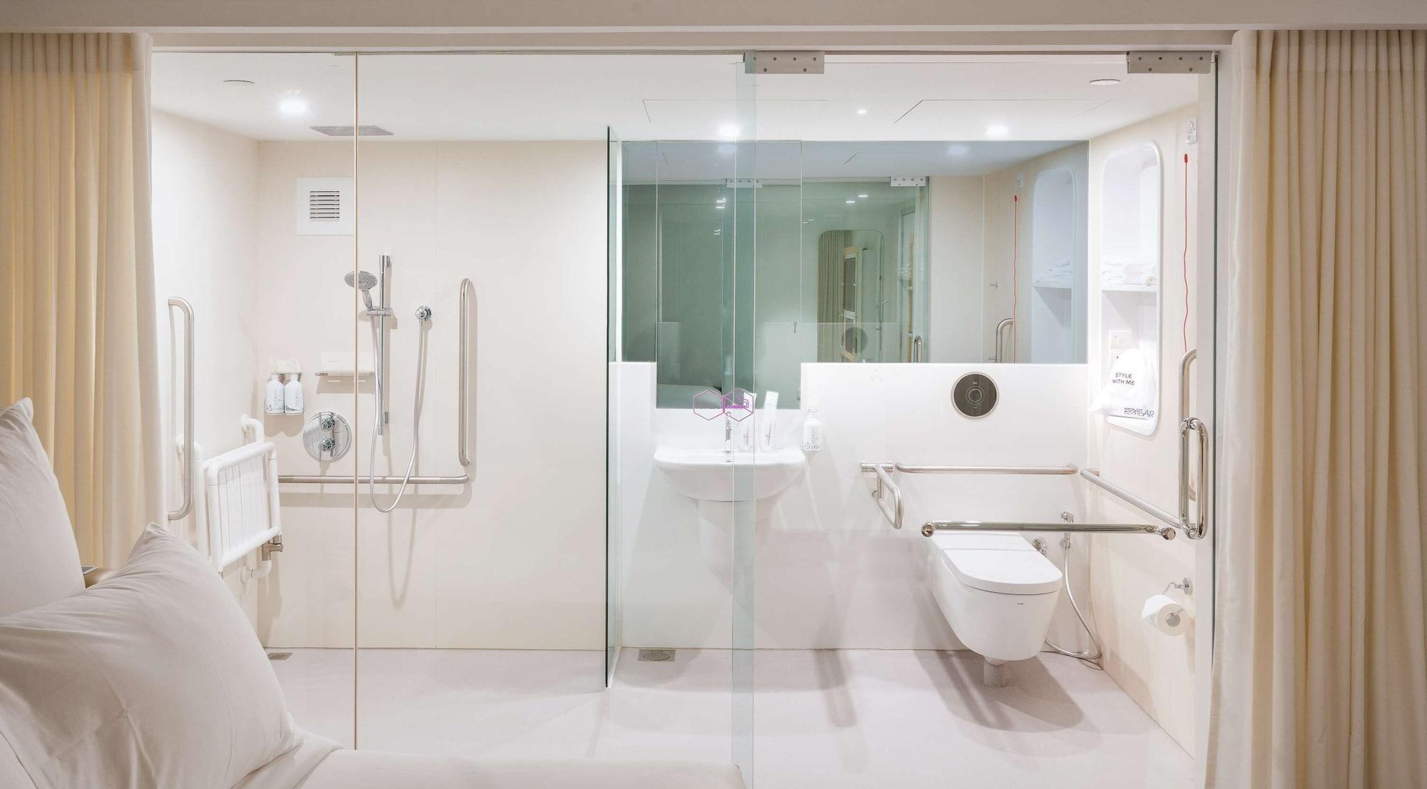 Yotelair Singapore Changi Airport Landside Экстерьер фото